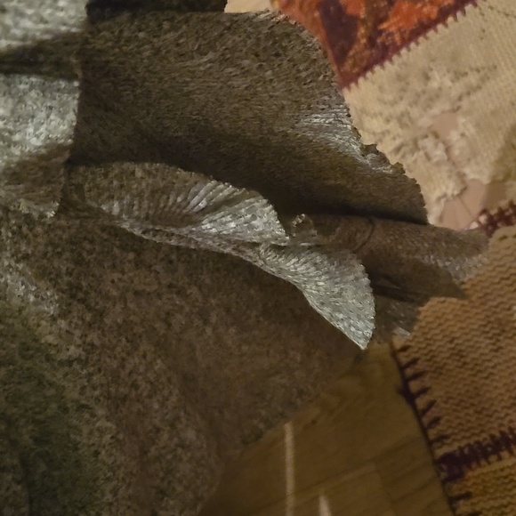 Gray Ruffle Hem Sweater - Picture 5 of 5